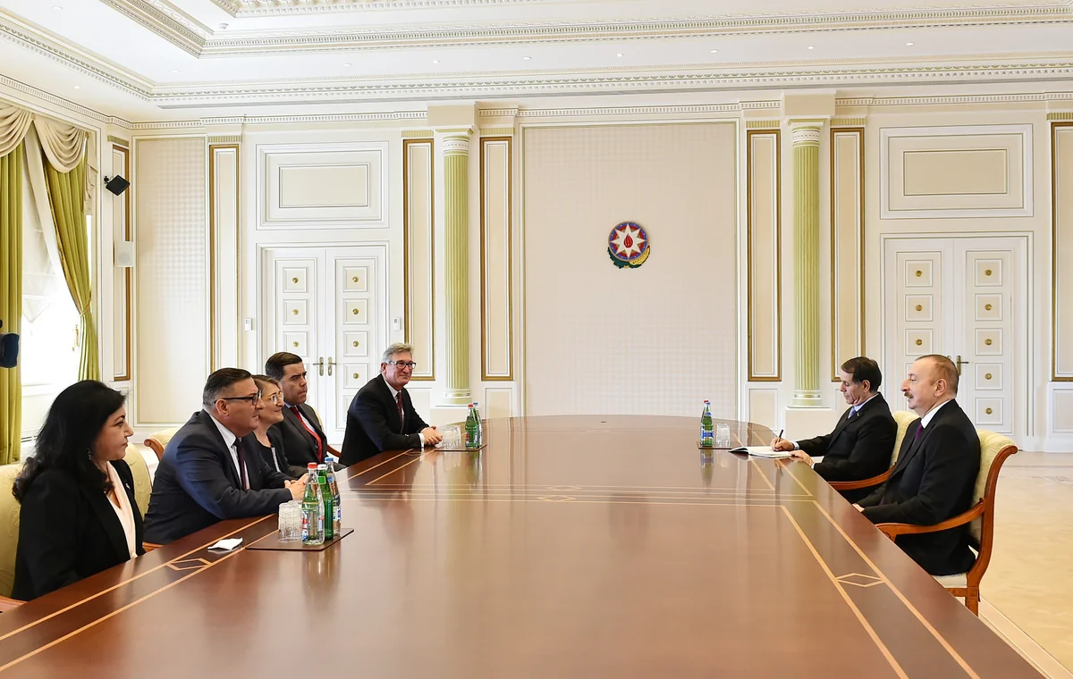 President Ilham Aliyev receives delegation of Australian parliamentarians