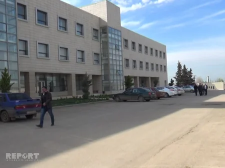 ​Qazdan istifadəyə görə 186 manat borcu olan abonent “Azəriqaz”ın işçilərini döyüb - FOTO