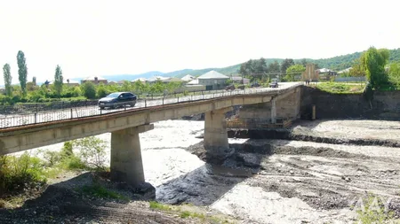 Qaraçay çayı üzərində yeni körpünün inşasına başlanılıb