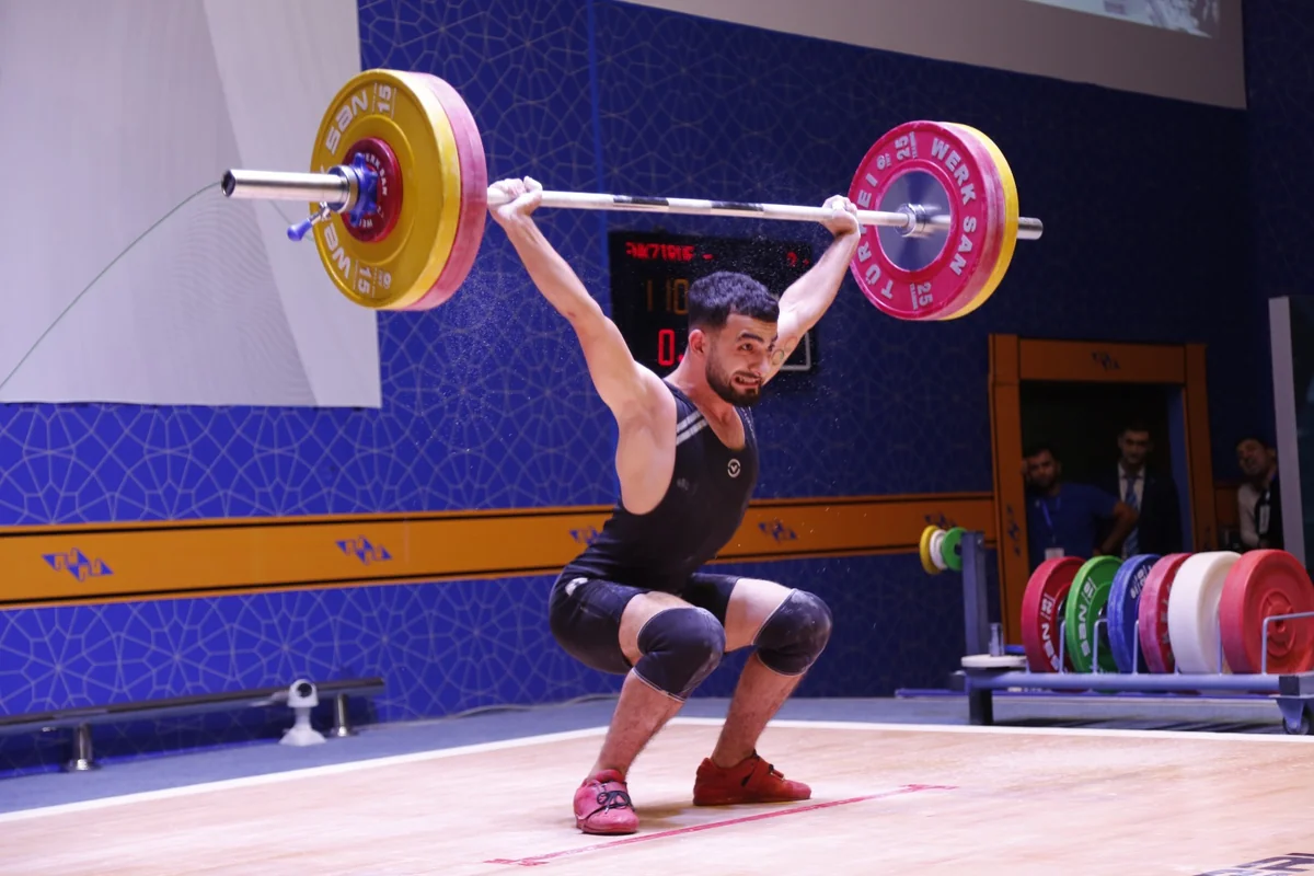 Ağırlıqqaldırma üzrə Azərbaycan birinciliyində ilk günün qalibləri müəyyənləşib