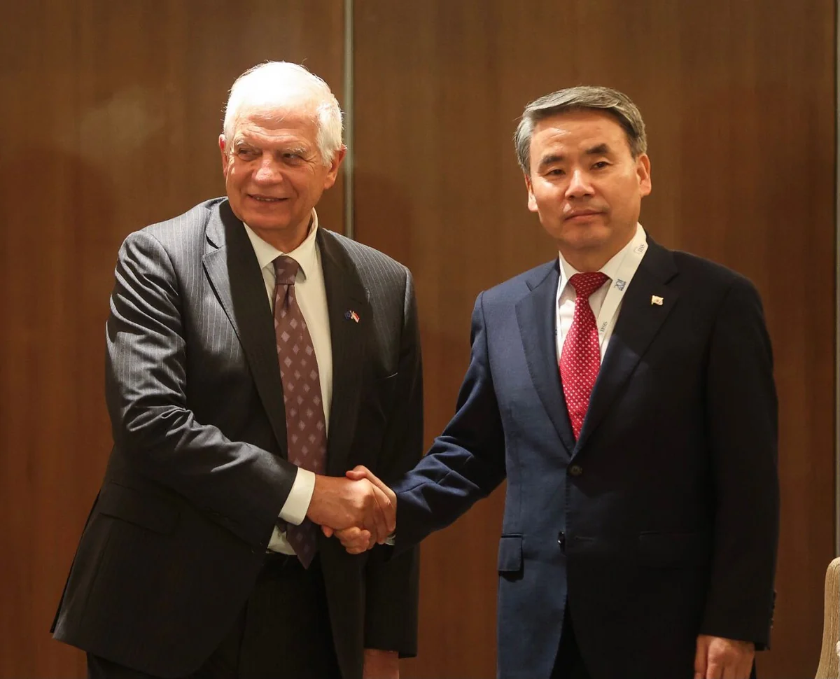 Borel Cənubi Koreyanın müdafiə naziri ilə Ukraynanın sursat ehtiyacı ilə bağlı danışıb