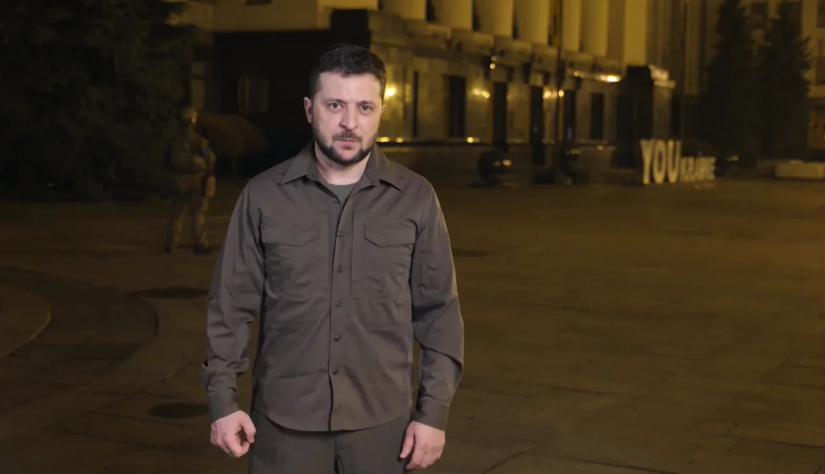 Sanksiya yoxdur, başqa iş axtarın - Zelenski bəzi səfirləri geri çağırıb
