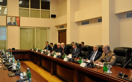 Kəmaləddin Heydərov Belarusun fövqəladə hallar naziri ilə görüşüb
