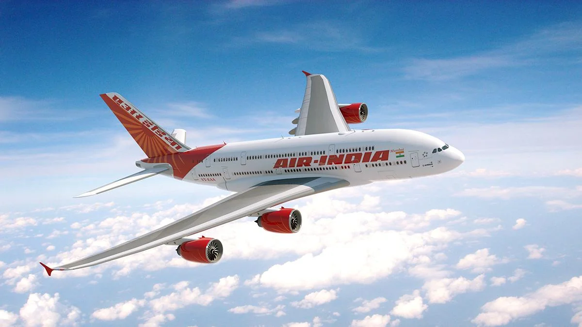 Air India şirkətinə məxsus təyyarə Bakıya təcili eniş edib