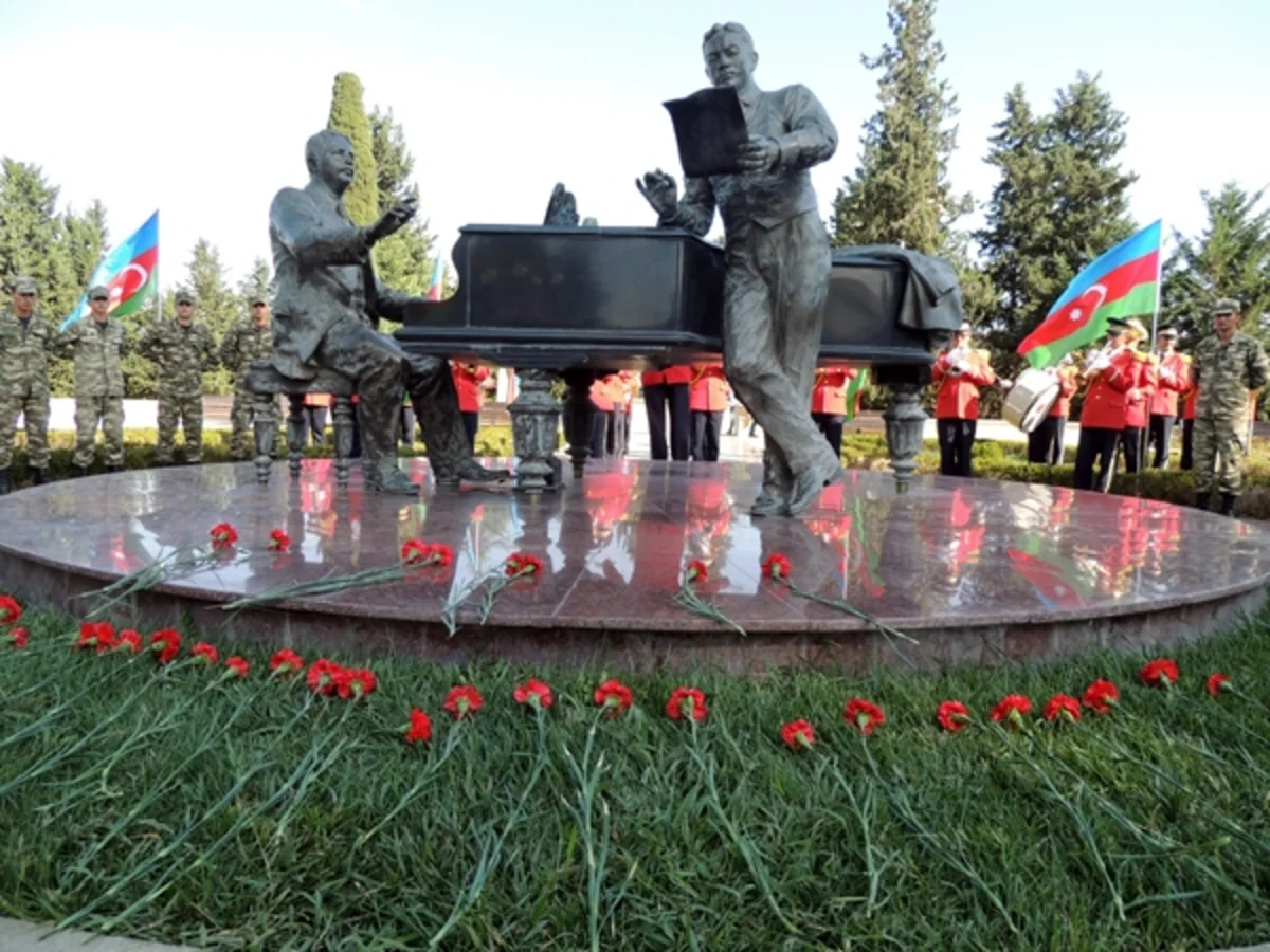 Murovdağ döyüşçüləri Üzeyir Hacıbəyli və Əhməd Cavadın xatirəsini yad edib
