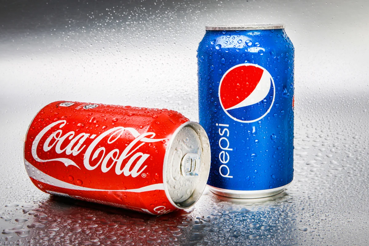 Coca-Cola və Pepsi Rusiyada satışı dayandırır
