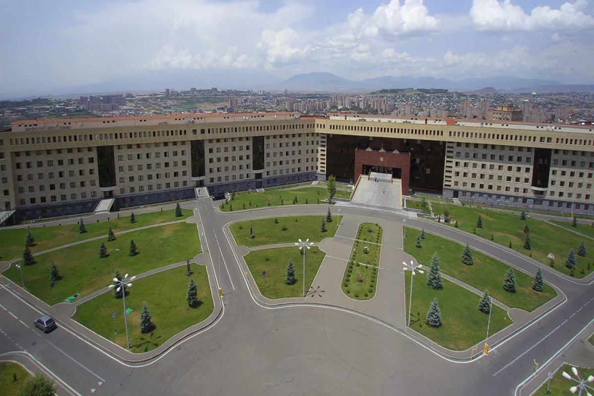 Ermənistan ordusunun hərbi kəşfiyyatının rəisi işdən çıxarılıb