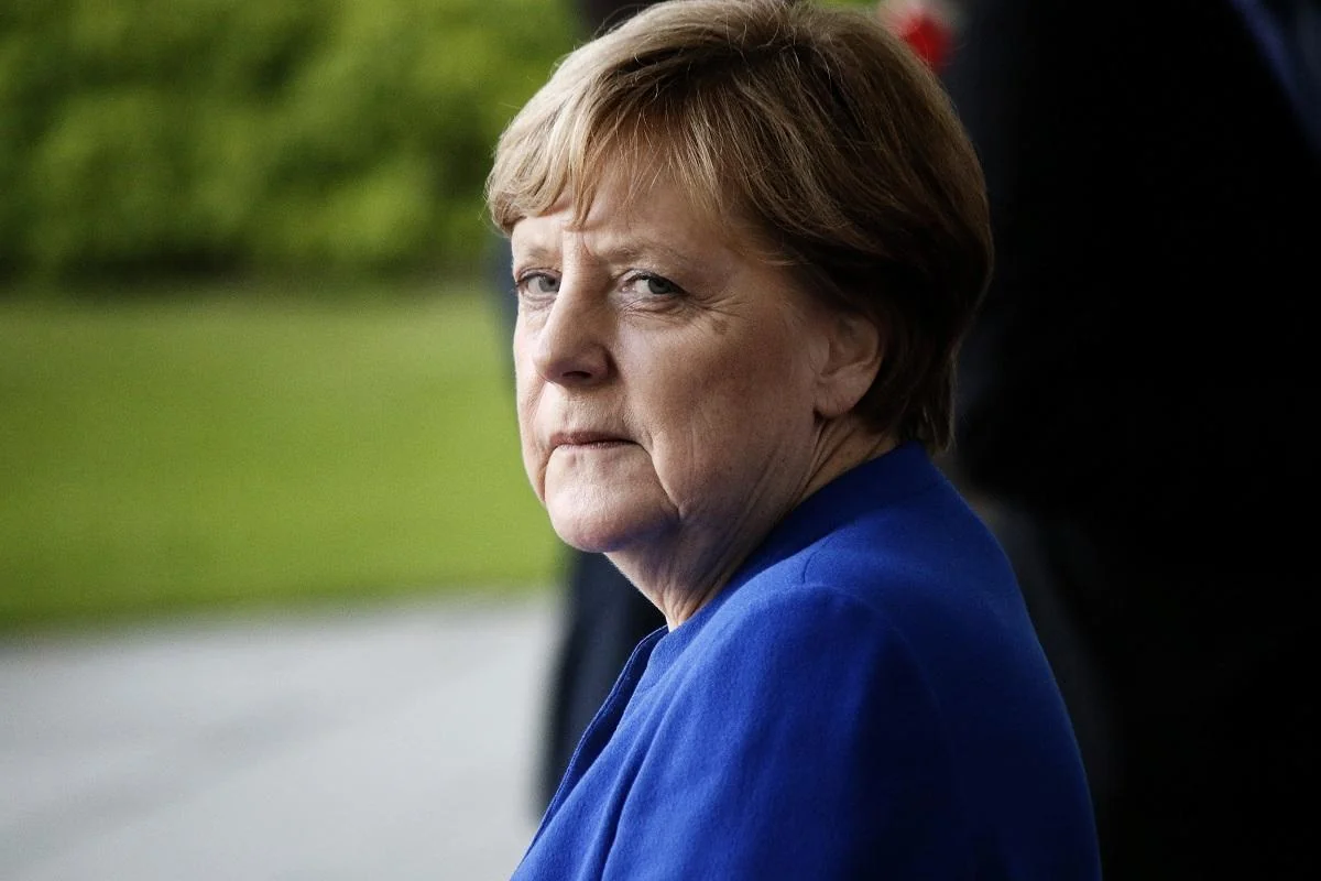 Merkel: Dünya əhalisinin 70%-i 2022-ci ilin ortalarına qədər peyvənd olunmalıdır