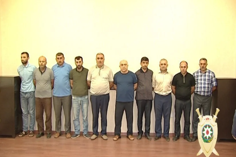 Azərbaycana qanunsuz pirat dərs vəsaitləri gətirməkdə təqsirləndirilən şəxslərin cinayət işi məhkəməyə göndərilib