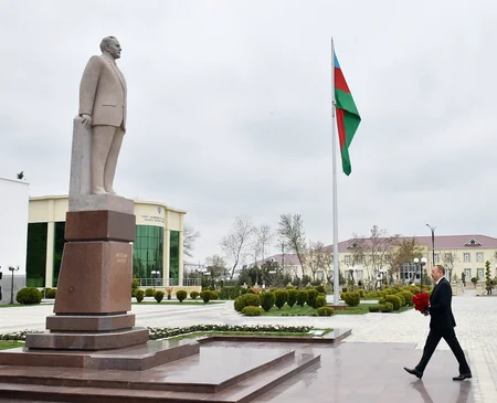 Prezident İlham Əliyev Saatlı rayonuna səfərə gedib