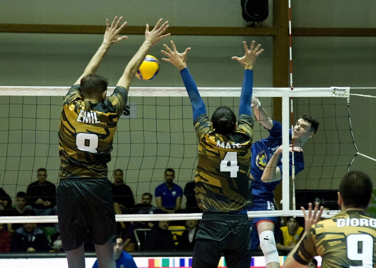 Kişi voleybolçular arasında Azərbaycan çempionatı start götürüb