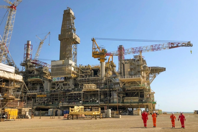 Support block of Azeri-Central-Eastern platform loaded onto STB-1 barge of ASCO