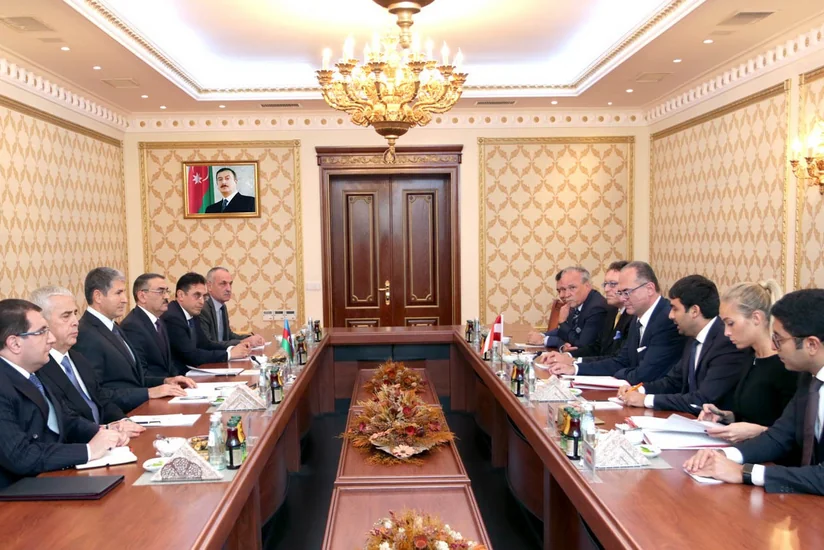 Vilayət Eyvazov Avstriyanın Federal Nəqliyyat, İnnovasiya və Texnologiya nazirini qəbul edib