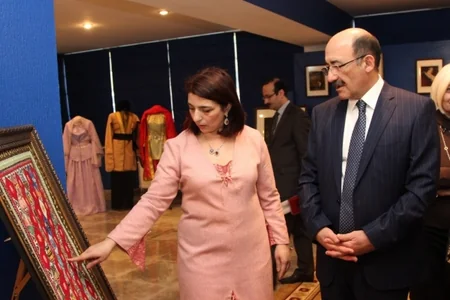 Əbülfəs Qarayev Sumqayıtda vətəndaşları qəbul edib