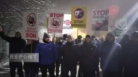 В ходе акции протеста на дороге Ханкенди-Лачын наблюдается оживление, несмотря на интенсивный снегопад