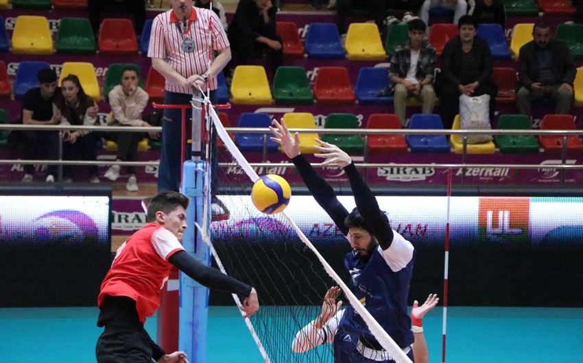 Murov və Xarı bülbül yarımfinal mərhələsinə qələbə ilə başlayıb