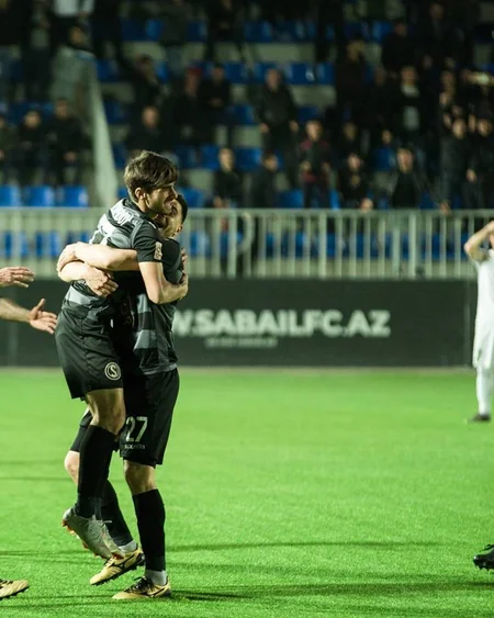 Neftçi çempionluq uğrunda mübarizədə vacib xal itirib