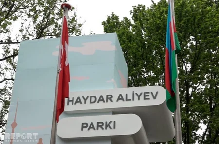 İstanbulda Heydər Əliyevin 95 illik yubileyi qeyd olunub