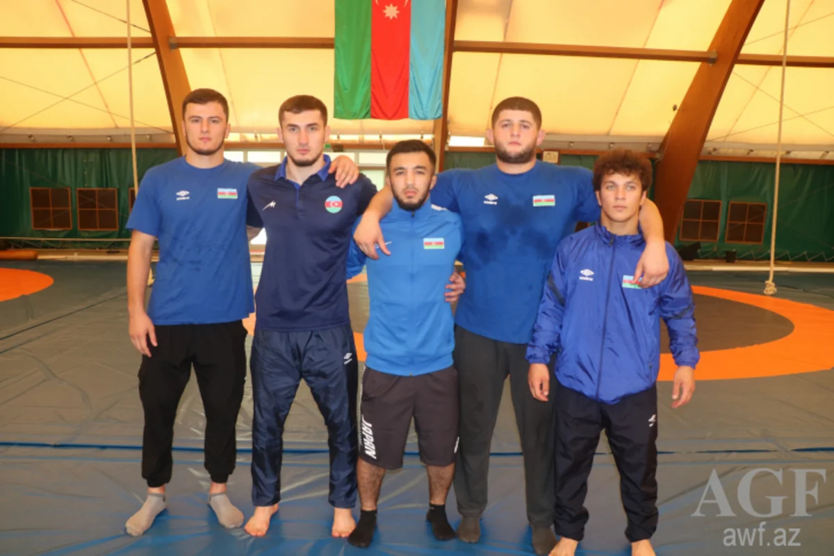 Dünya çempionatı: Azərbaycanın iki güləşçisi bürünc medal qazanıb