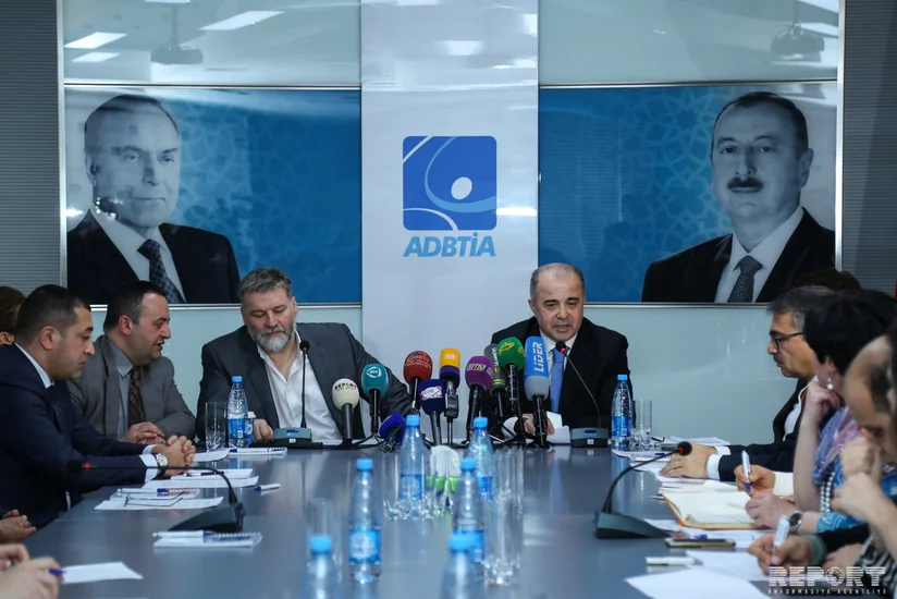 İdman jurnalistikası, İdman tibbi və reabilitasiya ixtisasları üzrə magistr dərsləri ingilis dilində olacaq