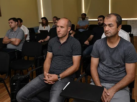 В Баку стартовал очередной модуль тренерских курсов УЕФА категории Pro