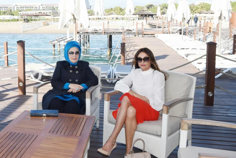 Antalyada Azərbaycanın və Türkiyənin birinci xanımlarının görüşü olub