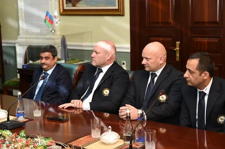 Rövnəq Abdullayev Avropa çempionatında uğur qazanan cüdoçular və onların məşqçiləri ilə görüşüb