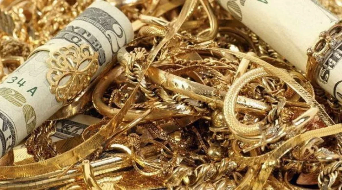 Bakıda 2 evdən pul və zinət əşyaları oğurlanıb