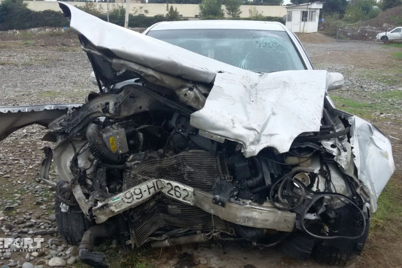 Bərdədə yol qəzası baş verib, ölən və yaralananlar var - FOTO