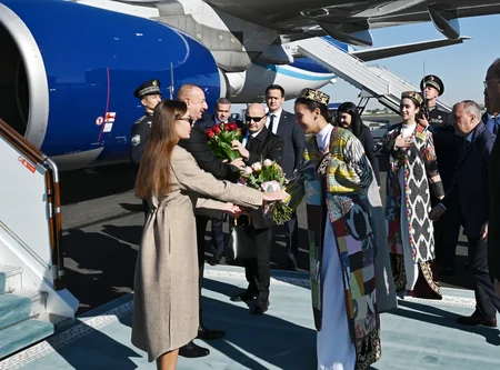 Президент Ильхам Алиев прибыл в Узбекистан