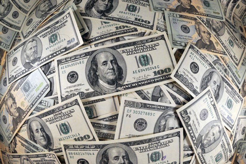 Bakı sakininə qarşı 104 min dollarlıq dələduzluq edilib