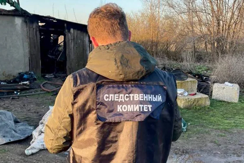 В Саратовской области РФ при пожаре в частном доме погибли три человека