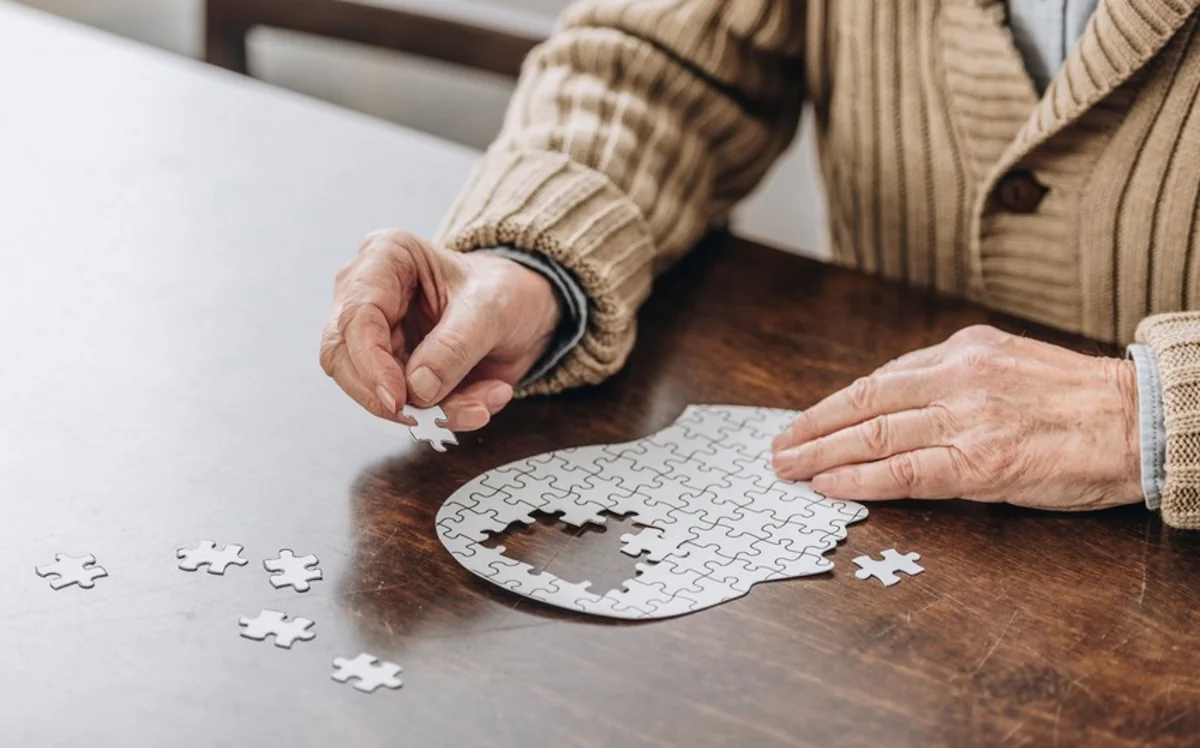 New hope for Alzheimer's patients: Non-pharmaceutical therapy shows promise