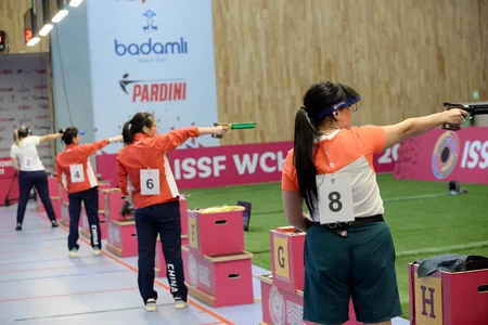 Bakıdakı dünya çempionatında medal və lisenziya əldə edən ilk qadın atıcılar bəlli olub