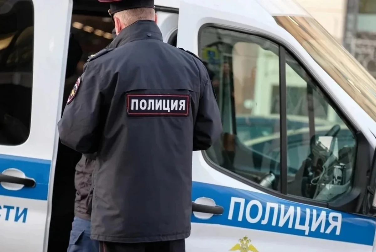 В хостеле в Москве задержали 300 подозреваемых в нарушении миграционного законодательства