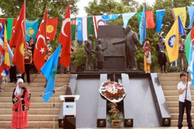​Azərbaycanlı şagirdlər Türkiyədə uşaq festivalına qatılıb