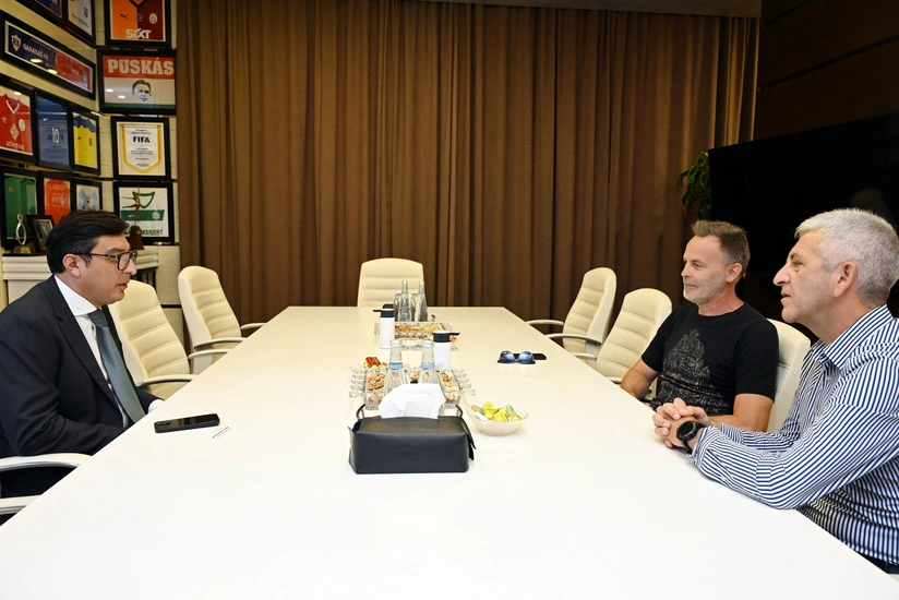 Fərid Qayıbov Dünya Şaquli Qaçış Assosiasiyasının prezidenti ilə görüşüb