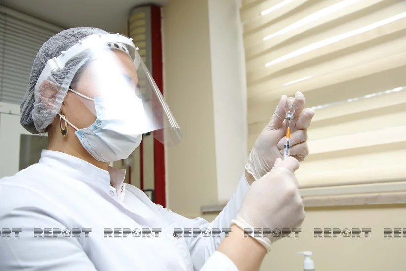 В Азербайджане за сутки от COVID-19 вакцинированы 427 человек