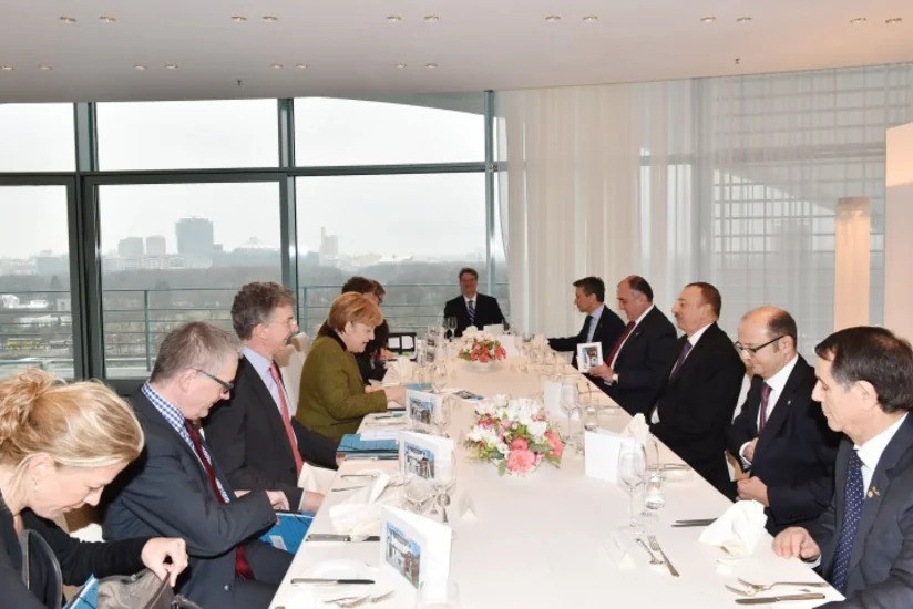 ​Prezident İlham Əliyev Almaniya kansleri Angela Merkel ilə görüşüb