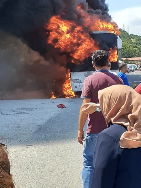 Türkiyədə avtobus yanıb, 5 nəfər ölüb, 17 nəfər yaralanıb