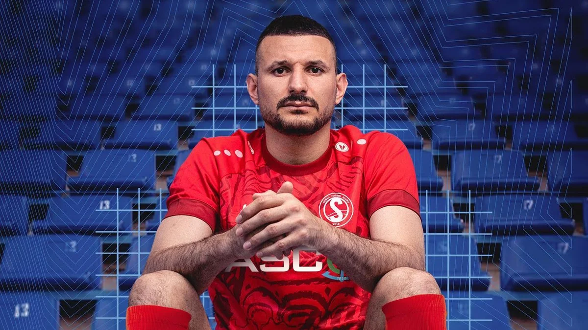 Azərbaycan millisinin qapıçısı Səbailə keçib