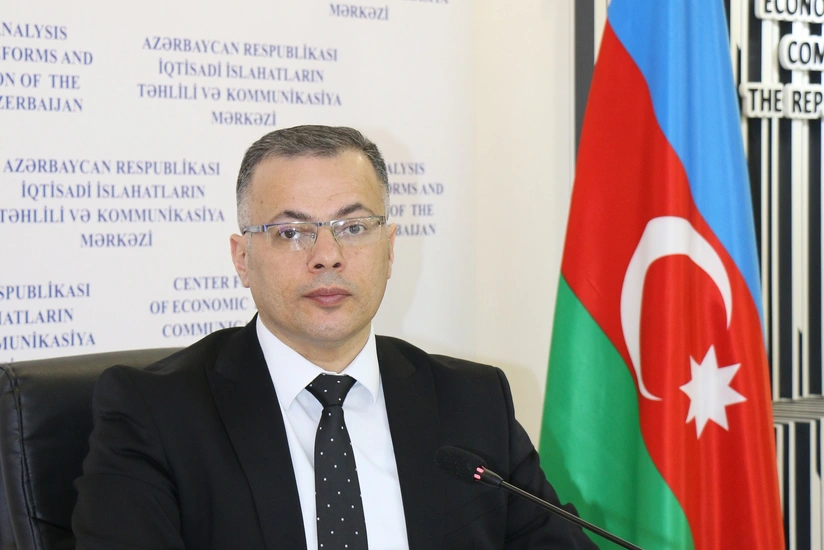 Vüsal Qasımlı: “Ermənistana yardım etmək “sızan vedrə ilə su daşımaq”dır”