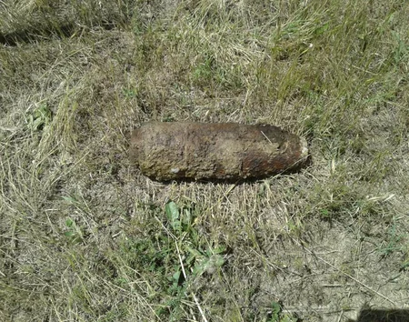 Füzulidə yanmış top mərmisi tapılıb