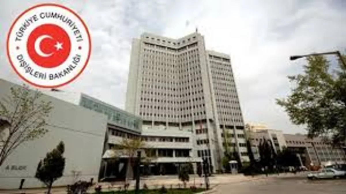Турецкий МИД советует отказаться от поездок на Синайский полуостров