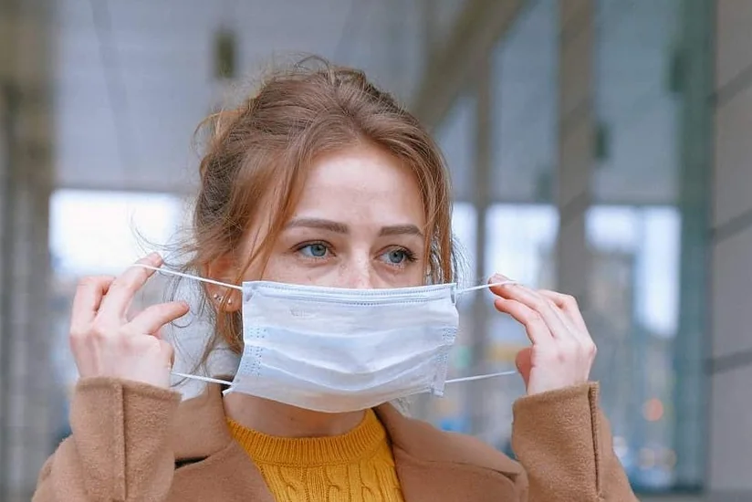 Штрафы эффективнее в борьбе с COVID-19, чем ограничение передвижения