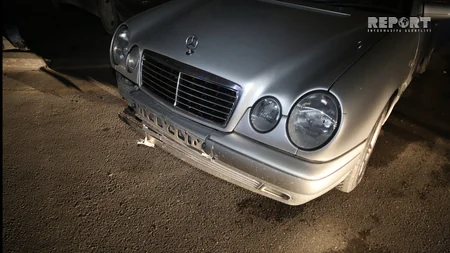 Bakıda motosikletlə avtomobil toqquşub, xəsarət alan var