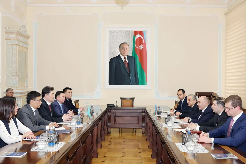 Qazaxıstanın baş nəqliyyat prokuroru Azərbaycana səfərə gəlib