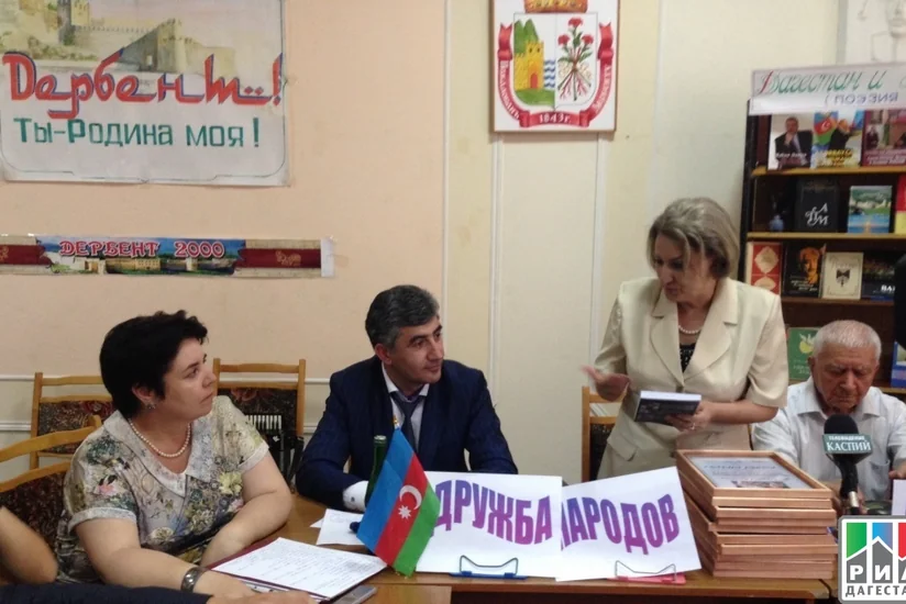 Группа поэтов и писателей из Азербайджана посетила Дербент