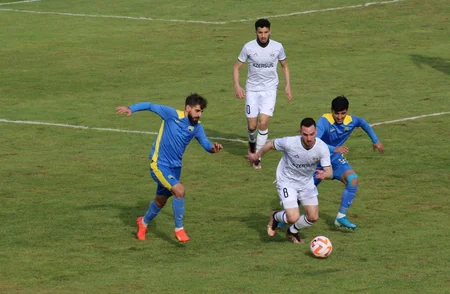 Premyer Liqa: Qarabağ Kəpəzlə heç-heçə edib