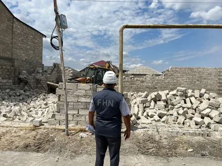 Bakıda qanunsuz tikilən obyektlər sökülüb